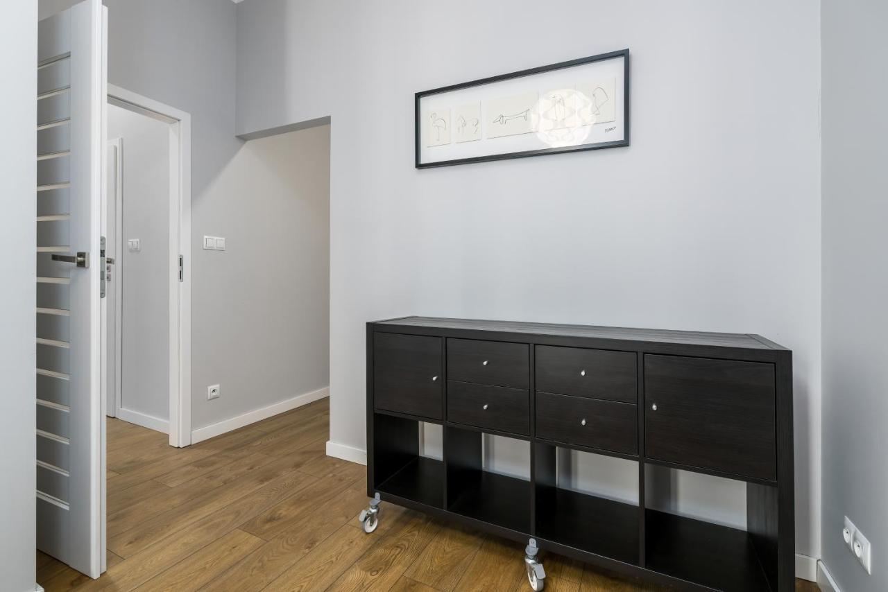 Old Town Apartment Garbary By Noclegi Renters Познан Екстериор снимка