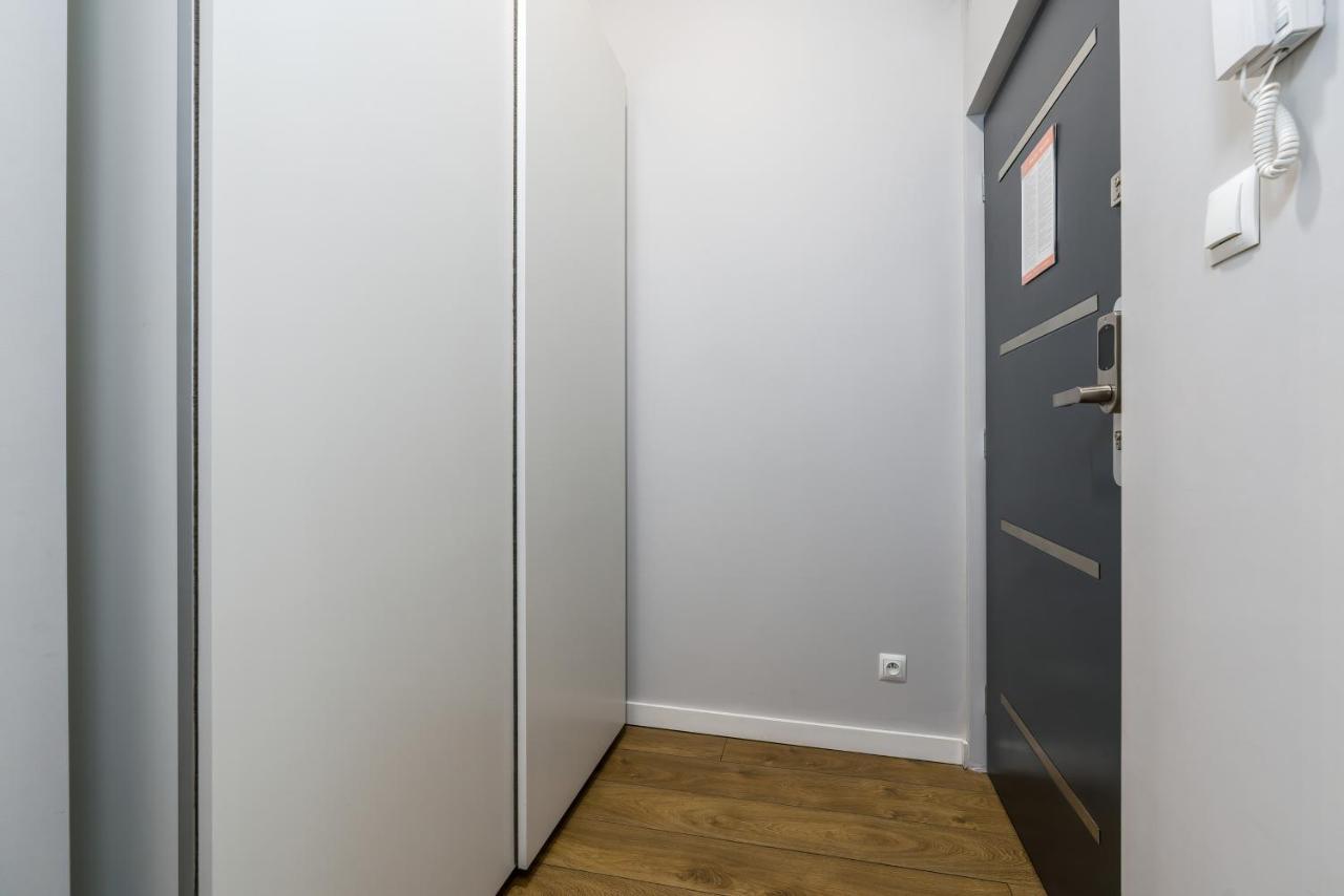 Old Town Apartment Garbary By Noclegi Renters Познан Екстериор снимка